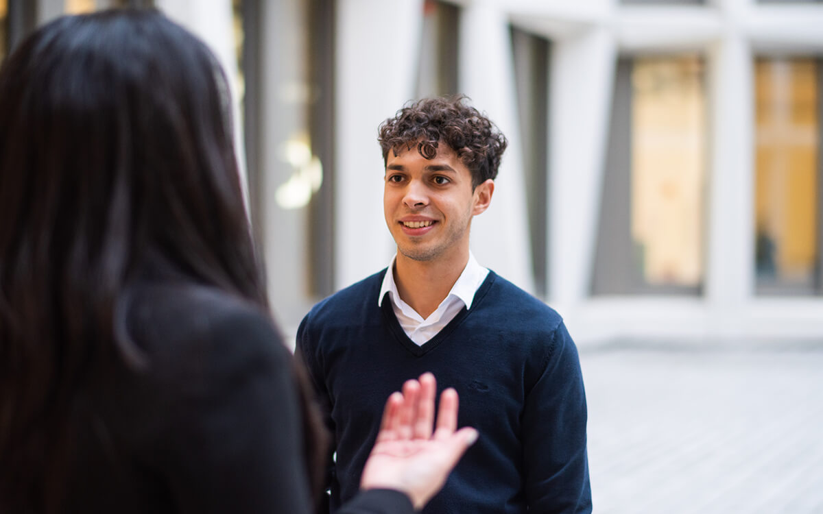 Rayen, Kaufmann für Dialogmarketing (Essen)