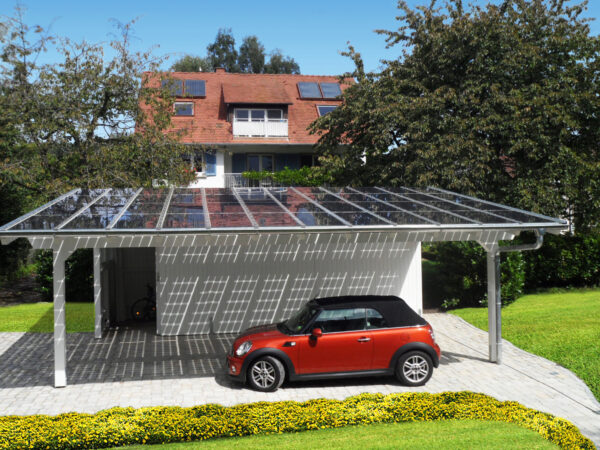 <p>Wer die Sonne sinnvoll nutzt und auf erneuerbare Energien setzt, wird gefördert<br> Bild Nr. 6255, Quelle: www.solarcarporte.de/BHW Bausparkasse</p>