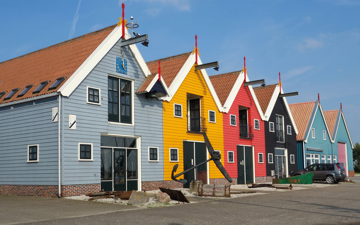 Preiswert ins Eigenheim – gute Vorbilder finden sich in der europäischen Nachbarschaft