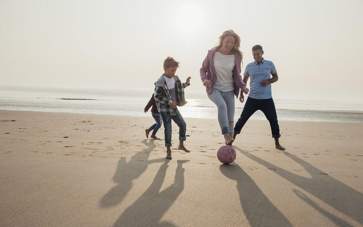 Auszeit für die Familie: finanziellen Ausgleich schaffen