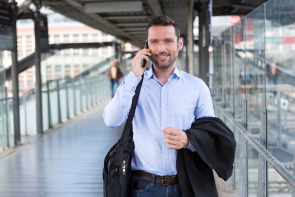 Junge, gut verdienende Männer reagieren am ehesten auf die Zinssituation Bild Nr. 1362, Quelle: Postbank © Périg MORISSE